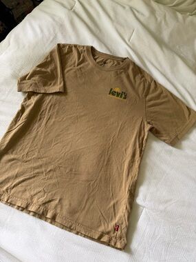 Levi's Tan/Brown Logo Relaxed Crewneck Tee